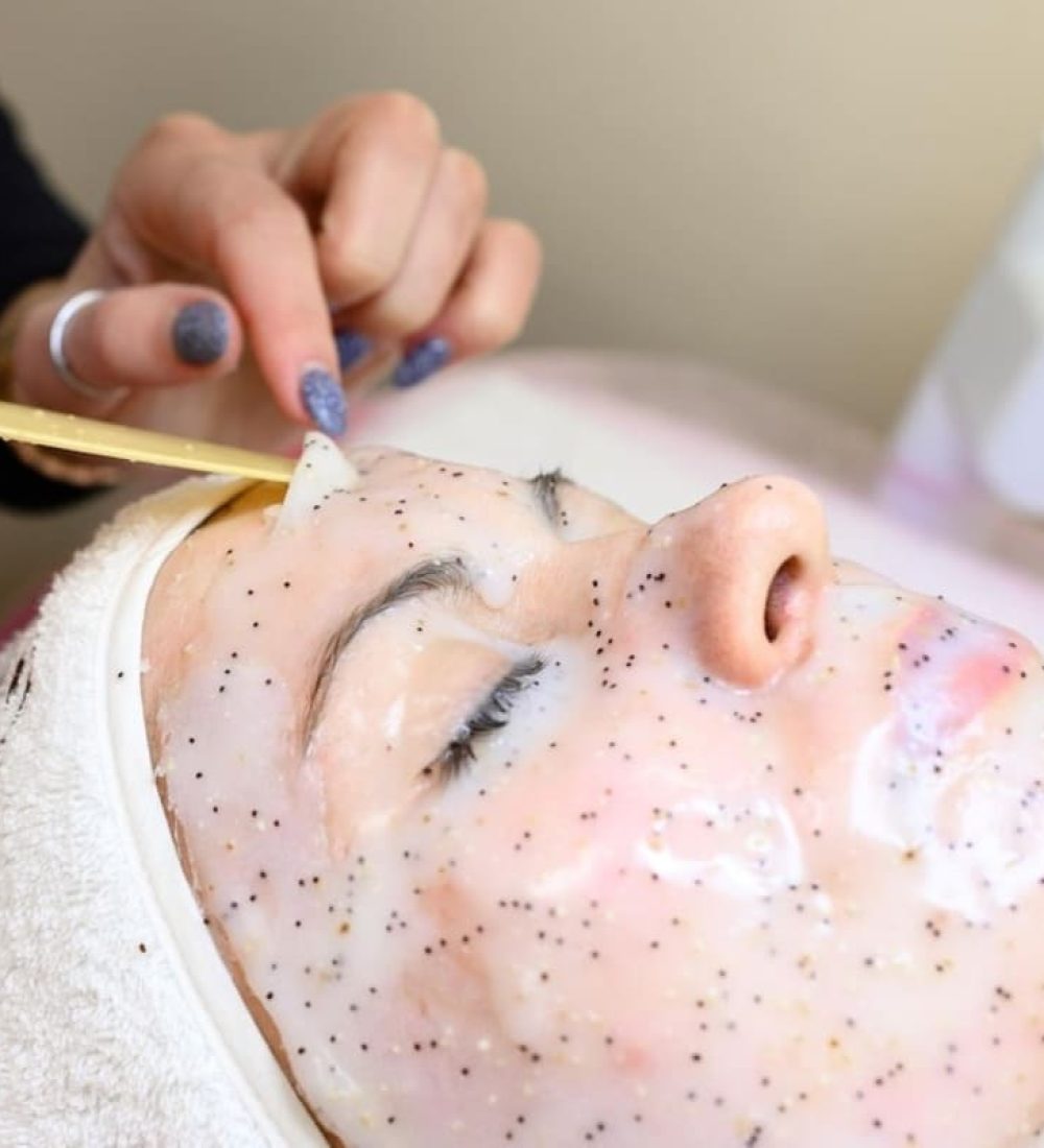 led acne + jelly mask